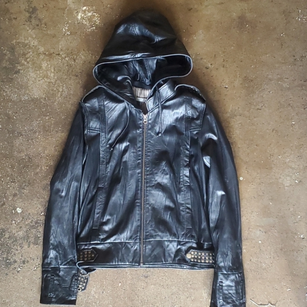 Hooded 100% leather jacket